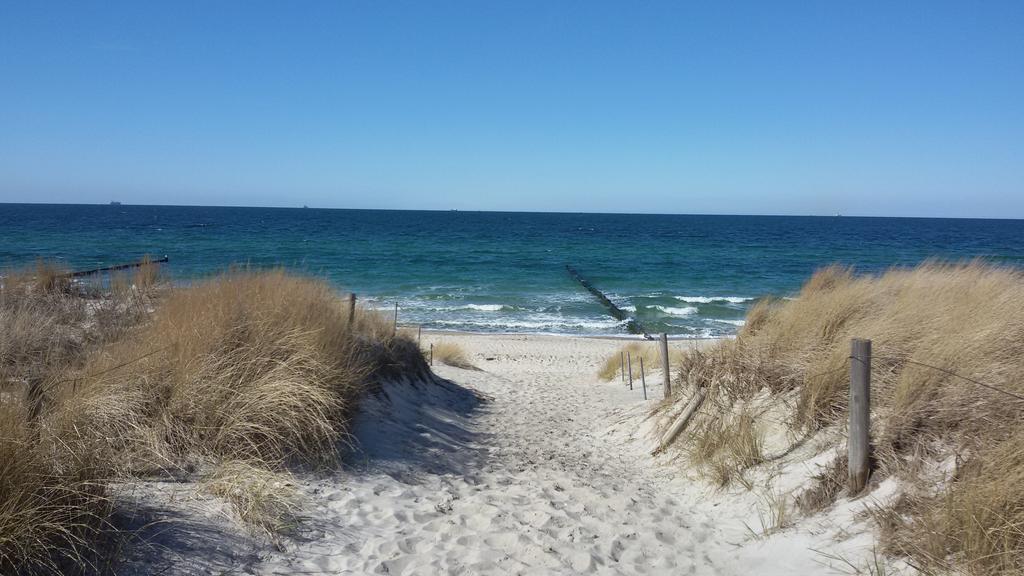 Pension Fuerst Borwin Markgrafenheide Esterno foto