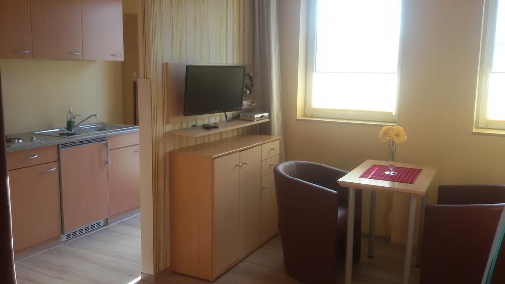 Pension Fuerst Borwin Markgrafenheide Esterno foto